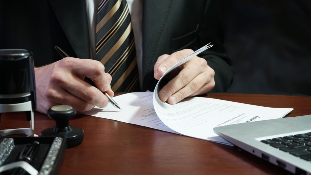 VITÓRIA: MANDADO DE SEGURANÇA QUE RECONHECE DIREITO DE SERVIDOR DE RECEBER  VENCIMENTOS INTEGRAIS – MANDATO ELETIVO